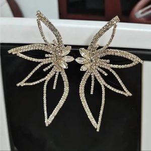 Brand New Large Exaggerated Flower Earrings